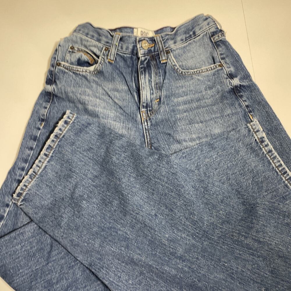 BDG Urban Outfitters High Rise Baggy Jeans Women's Size 24 Blue Light Wash - Picture 11 of 16